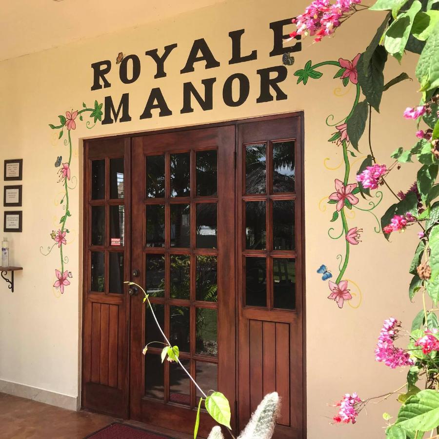 Royale Manor Villa Corozal Exteriör bild