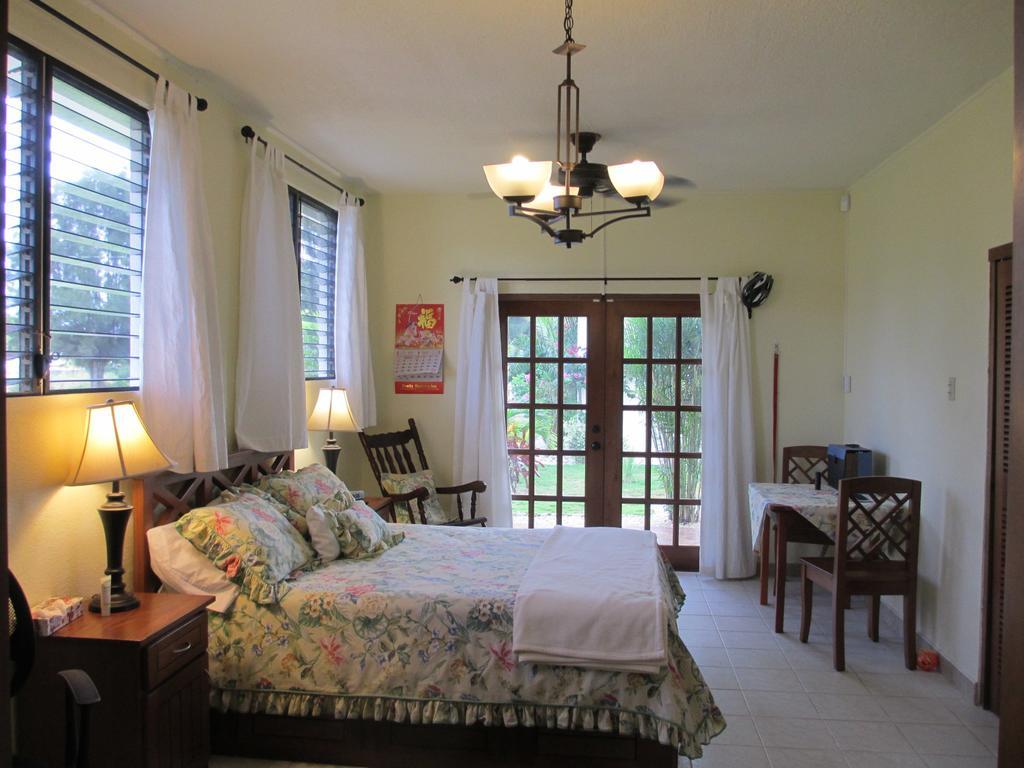 Royale Manor Villa Corozal Exteriör bild